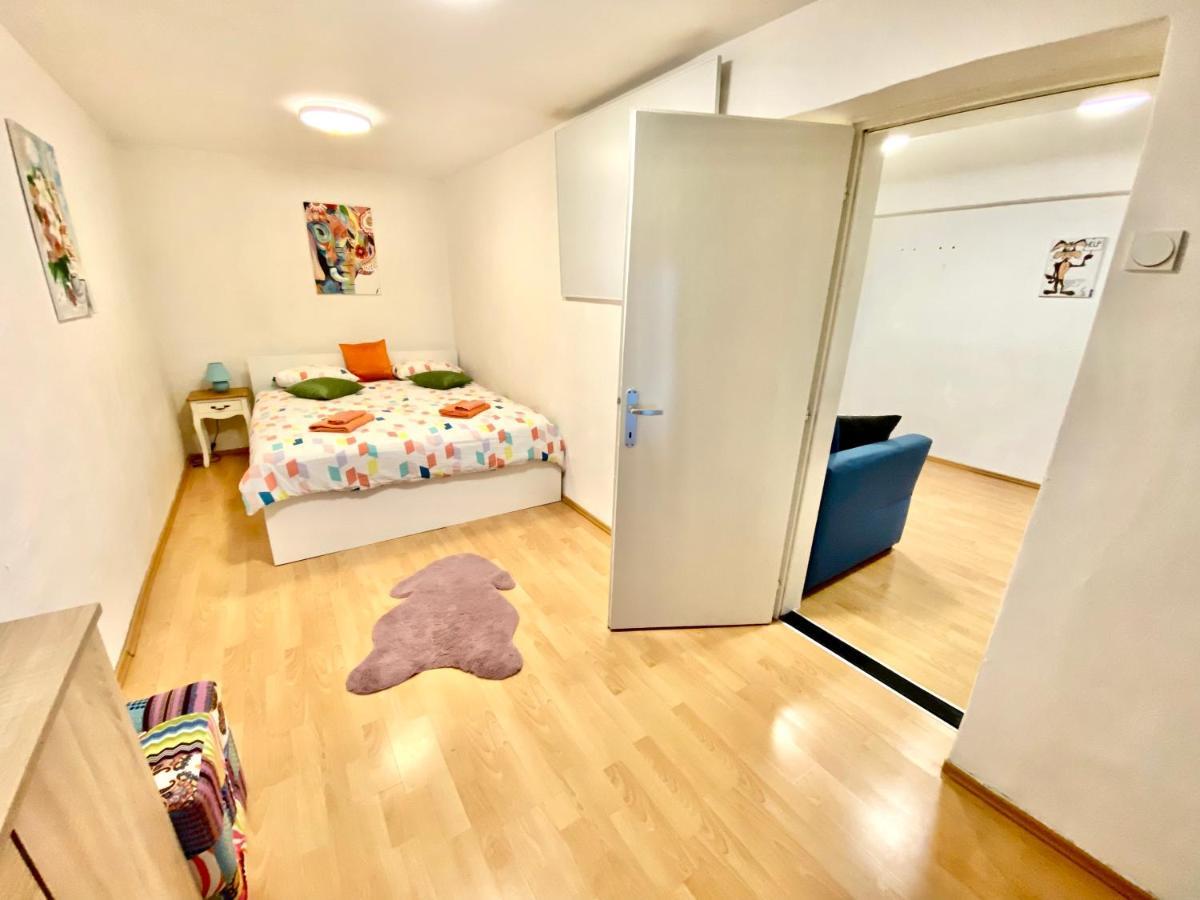 1Br Apartment On The Most Beautiful Street In Ljubljana Center Exterior foto